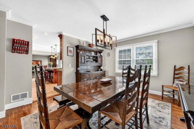 21 Harvest Dr, Hillsborough Twp., NJ 08844