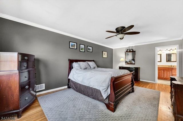 21 Harvest Dr, Hillsborough Twp., NJ 08844