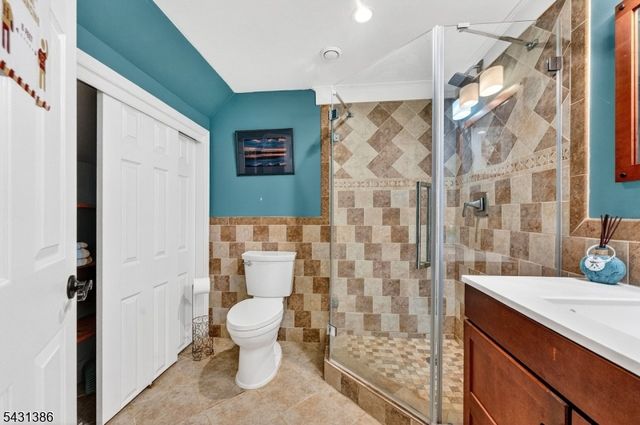 21 Harvest Dr, Hillsborough Twp., NJ 08844