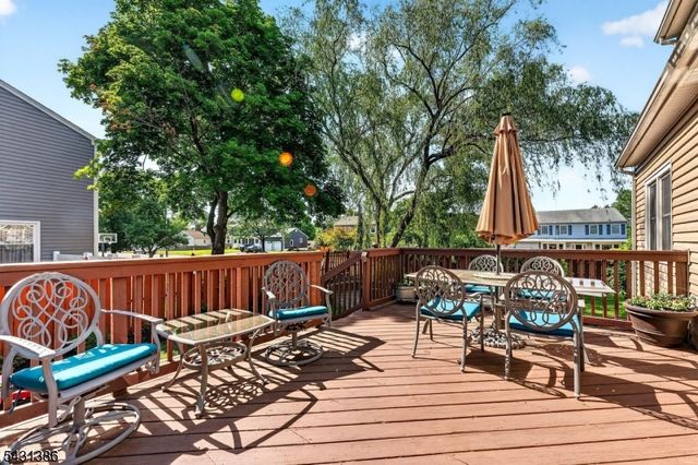 21 Harvest Dr, Hillsborough Twp., NJ 08844