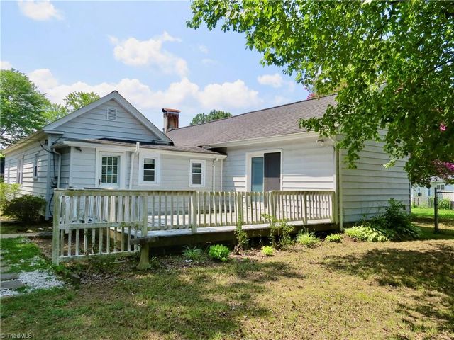 627 Morehead Street, Eden, NC 27288
