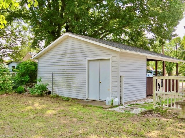 627 Morehead Street, Eden, NC 27288