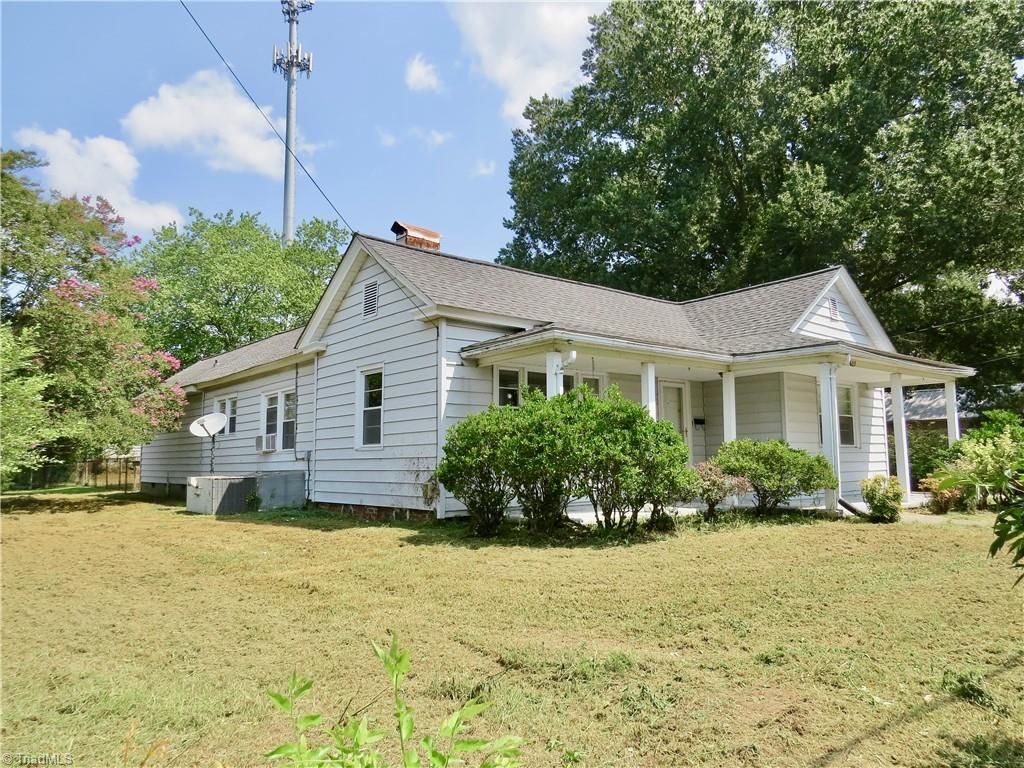 627 Morehead Street, Eden, NC 27288