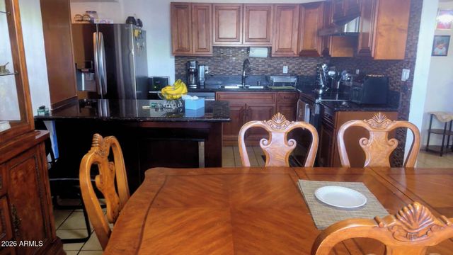 7810 N 37TH Avenue, Phoenix, AZ 85051