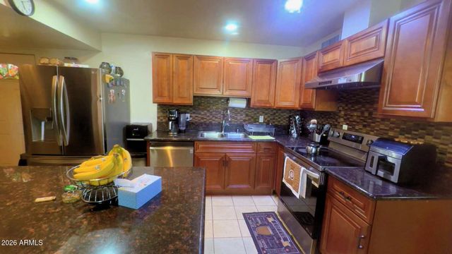7810 N 37TH Avenue, Phoenix, AZ 85051