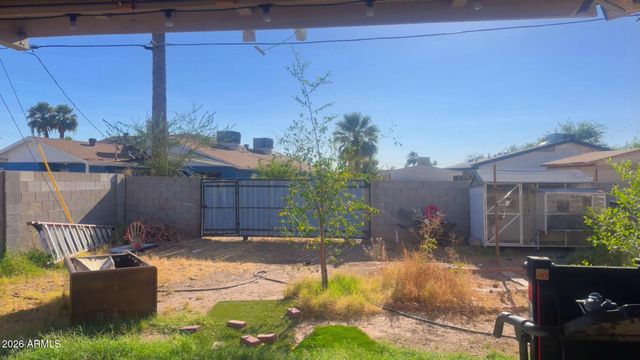 7810 N 37TH Avenue, Phoenix, AZ 85051