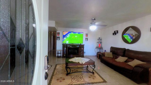 7810 N 37TH Avenue, Phoenix, AZ 85051