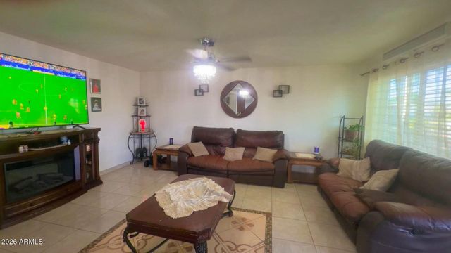 7810 N 37TH Avenue, Phoenix, AZ 85051