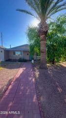 7810 N 37TH Avenue, Phoenix, AZ 85051