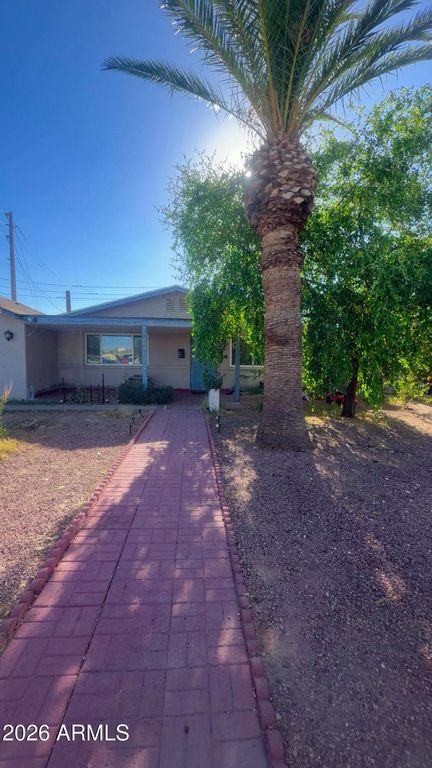 7810 N 37TH Avenue, Phoenix, AZ 85051