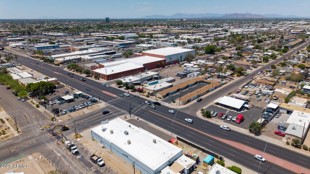 112 S COUNTRY CLUB Drive, Mesa, AZ 85210 — photo 2