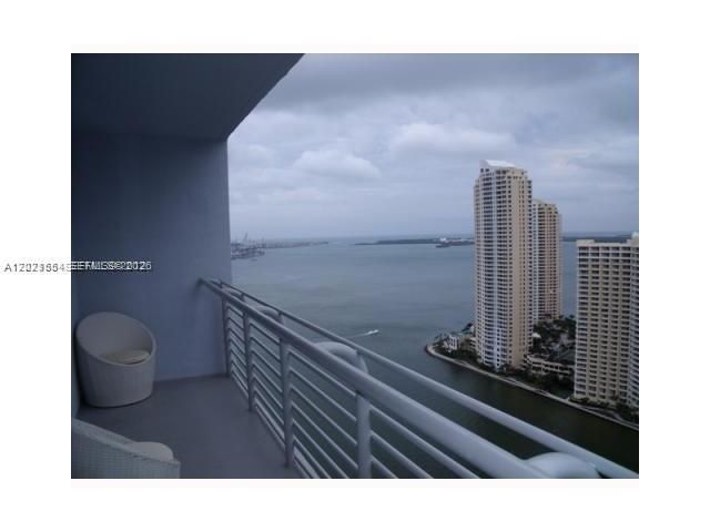 325 S Biscayne Blvd 2115, Miami, FL 33131