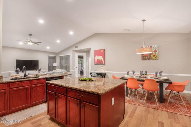 2691 E HULET Drive, Chandler, AZ 85225