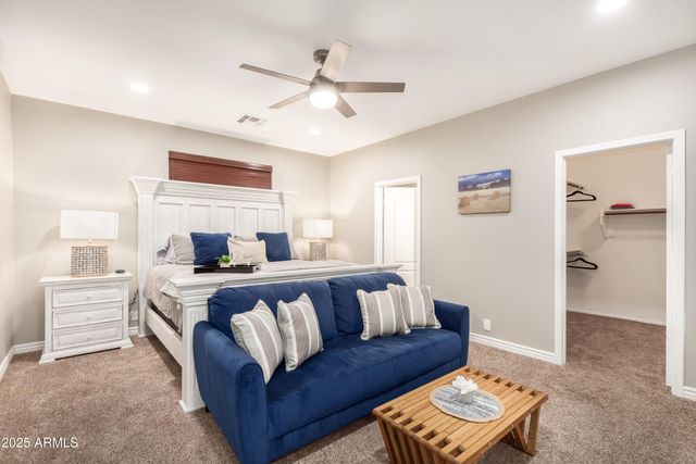 2691 E HULET Drive, Chandler, AZ 85225