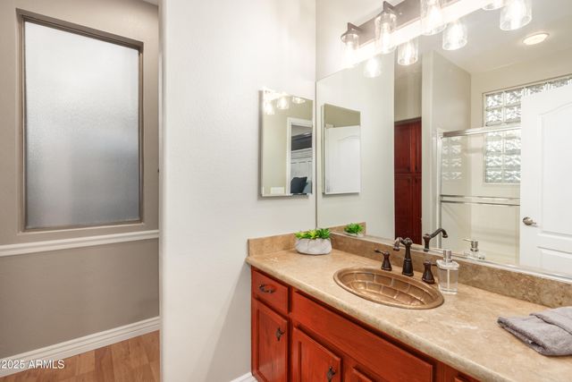 2691 E HULET Drive, Chandler, AZ 85225