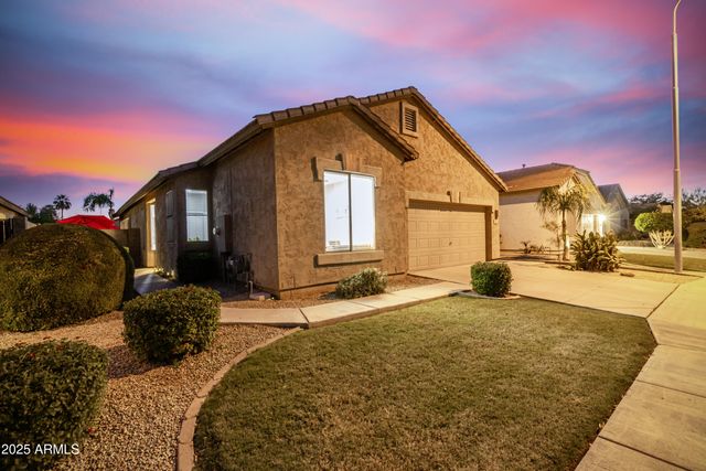 2691 E HULET Drive, Chandler, AZ 85225