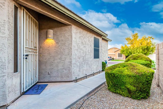 2691 E HULET Drive, Chandler, AZ 85225