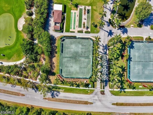 1512 Mainsail DR 10, Naples, FL 34114