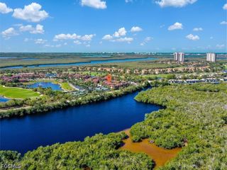 1512 Mainsail DR 10, Naples, FL 34114