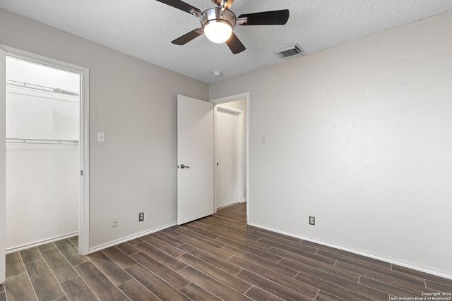 6414 Maverick Oak, San Antonio, TX 78240