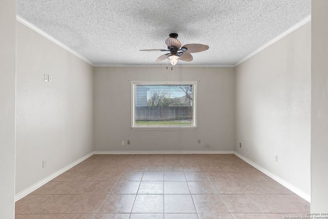 6414 Maverick Oak, San Antonio, TX 78240