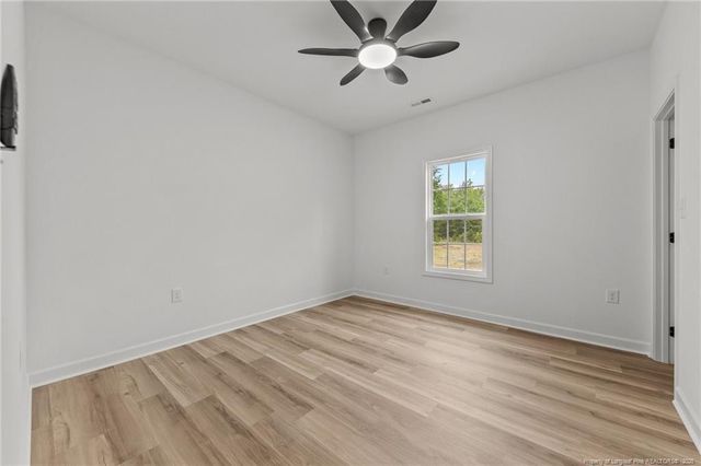 395 Zeppelin Lane, Raeford, NC 28376