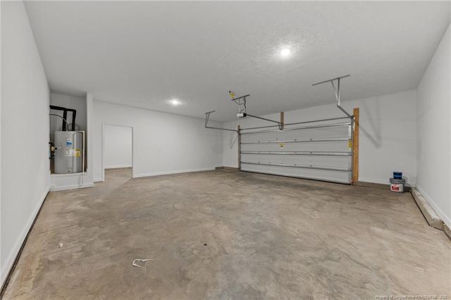 395 Zeppelin Lane, Raeford, NC 28376