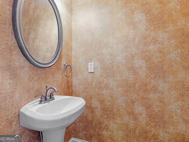 65 Orchard Drive, Covington, GA 30014