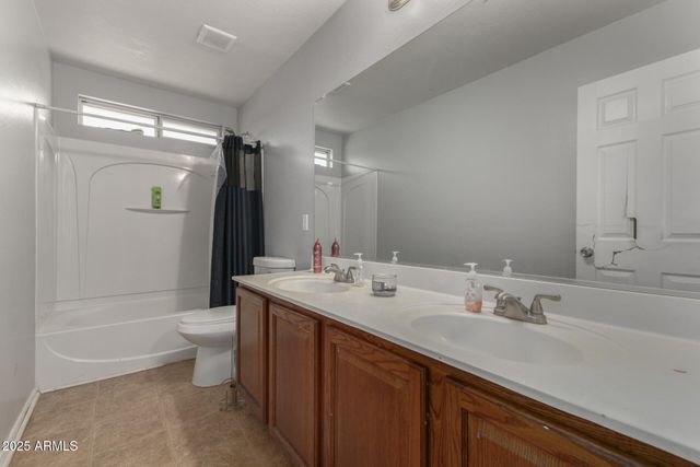 1278 E STIRRUP Lane, San Tan Valley, AZ 85143