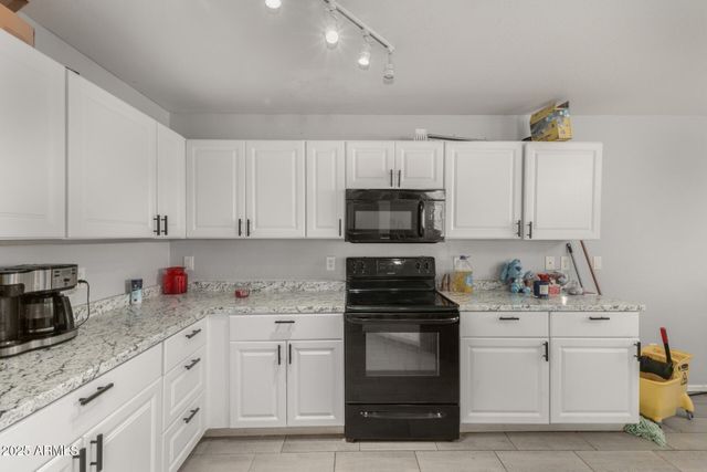 1278 E STIRRUP Lane, San Tan Valley, AZ 85143