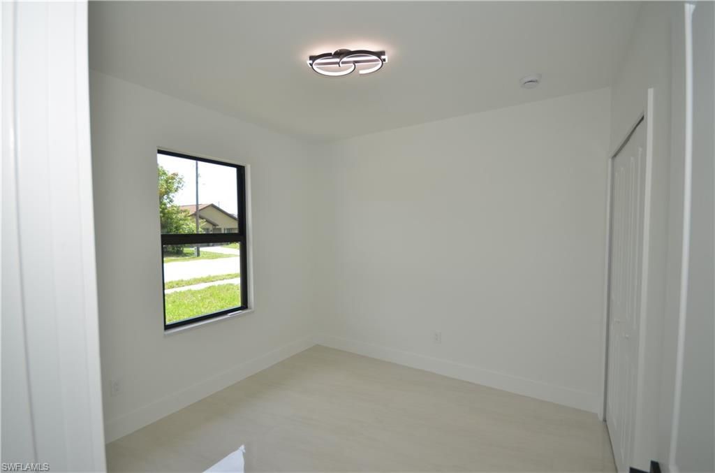 3121 Thomas ST, FORT MYERS, FL 33916 — photo 4