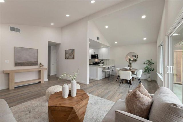 4740 Clear River Court, San Jose, CA 95136