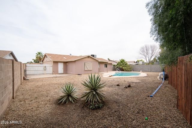 8955 W MEADOWBROOK Avenue, Phoenix, AZ 85037