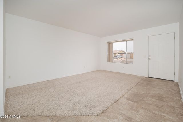 8955 W MEADOWBROOK Avenue, Phoenix, AZ 85037