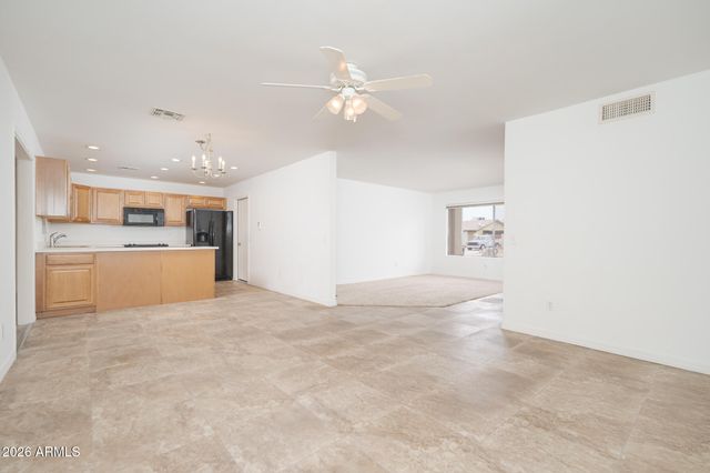 8955 W MEADOWBROOK Avenue, Phoenix, AZ 85037