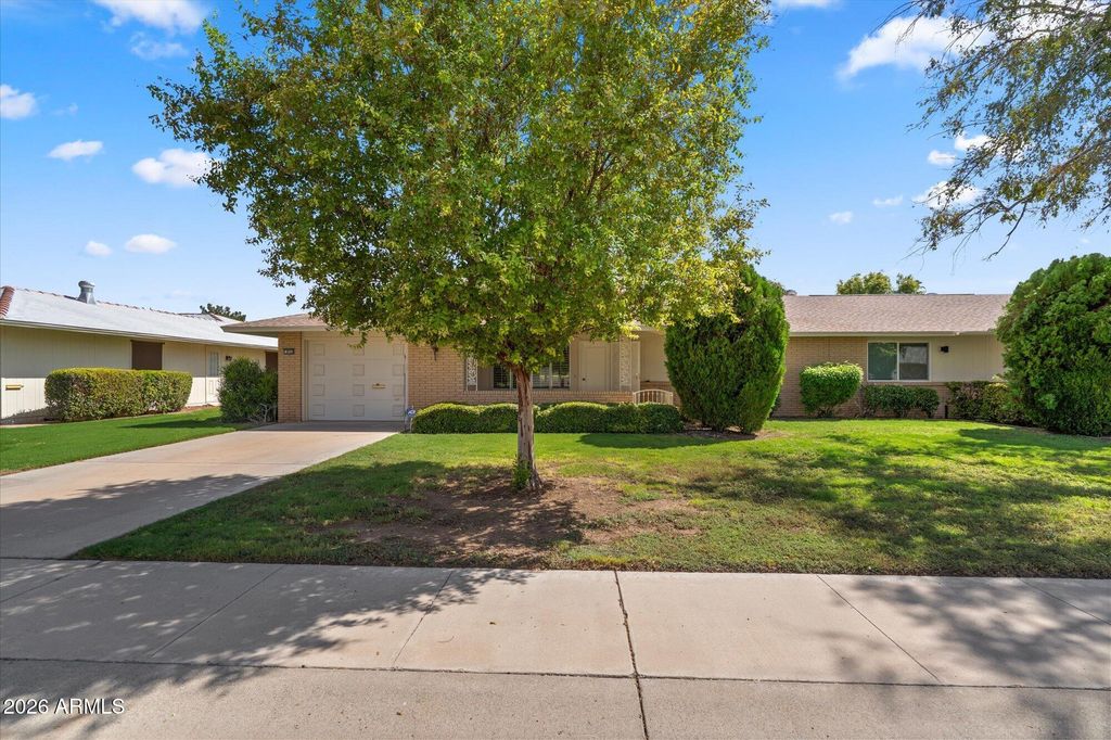 9533 W SHASTA Drive, Sun City, AZ 85351 — exterior