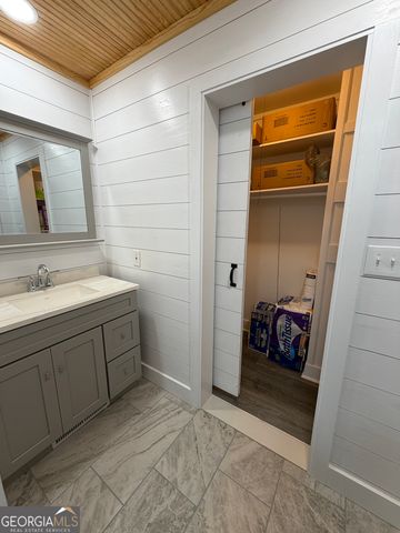 225 Gordon Street, Thomson, GA 30824