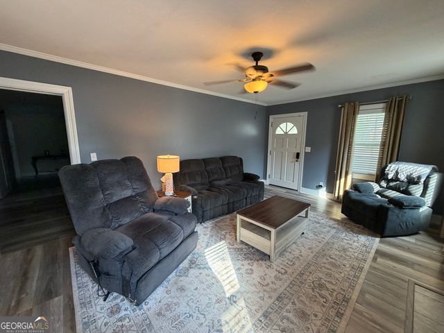 225 Gordon Street, Thomson, GA 30824