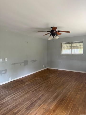 703 W Front, Heber Springs, AR 72543