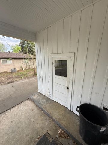 703 W Front, Heber Springs, AR 72543