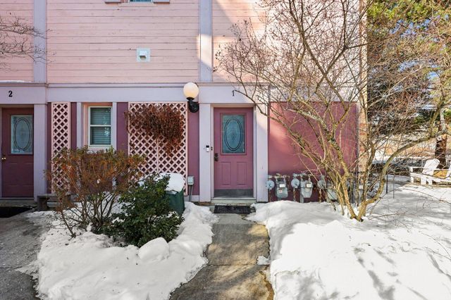 800 North Shore Drive 1, Casco Twp, MI 49090