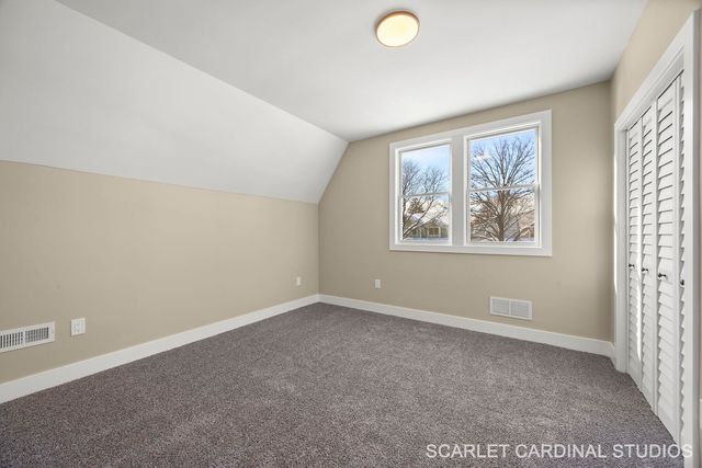 213 S Yale Avenue, Villa Park, IL 60181