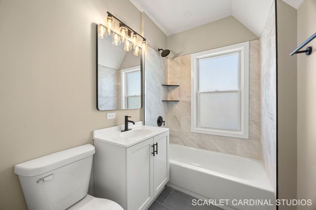 213 S Yale Avenue, Villa Park, IL 60181