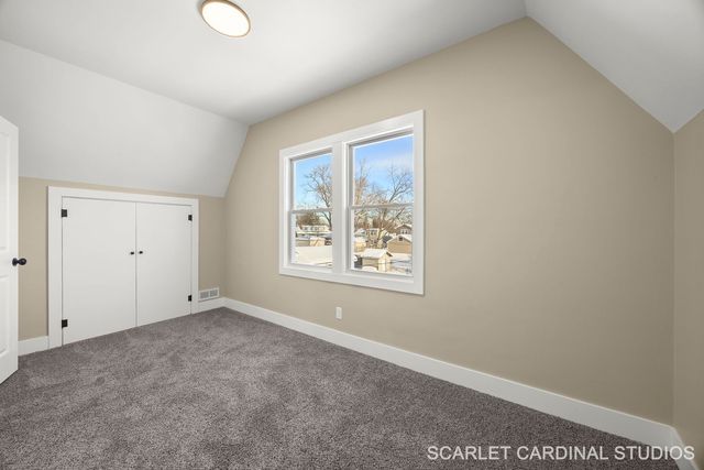 213 S Yale Avenue, Villa Park, IL 60181