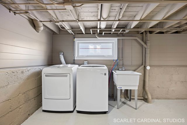 213 S Yale Avenue, Villa Park, IL 60181