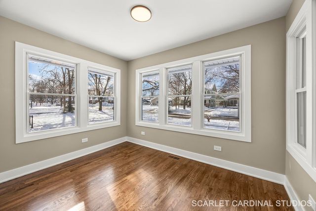 213 S Yale Avenue, Villa Park, IL 60181