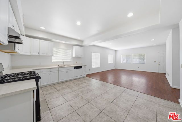 1224 Crenshaw Boulevard, Los Angeles, CA 90019
