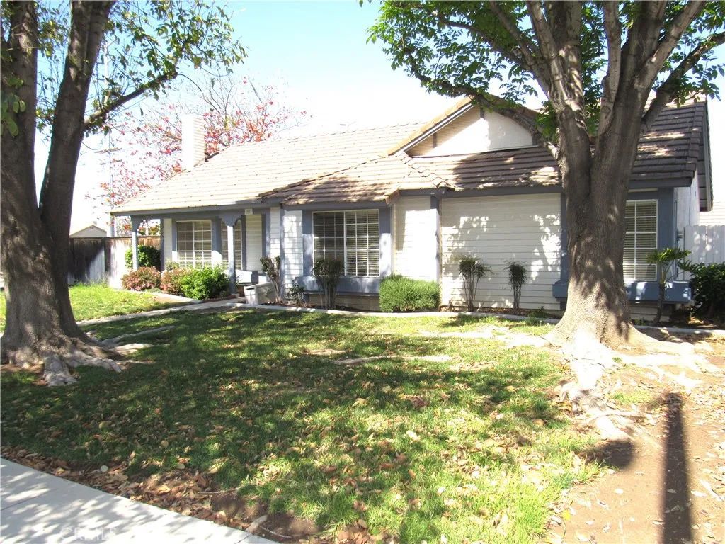 1099 W Ontario, Corona, CA 92882