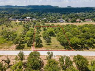 3107 E Landings S, Granbury, TX 76049
