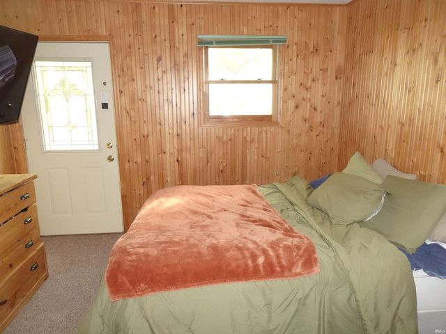 8170 N Tippecanoe Drive, Walkerton, IN 46574